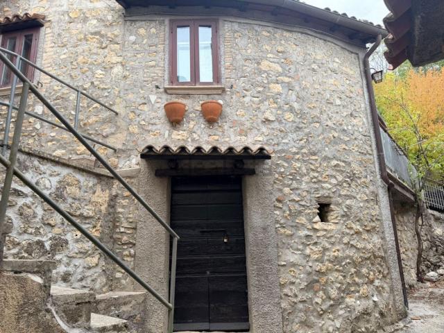 Casa in vendita a Villa Giovannone, Poggio Bustone