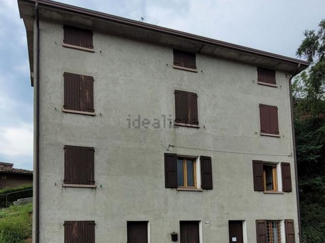 Casa in vendita a Appennino Reggiano, Re