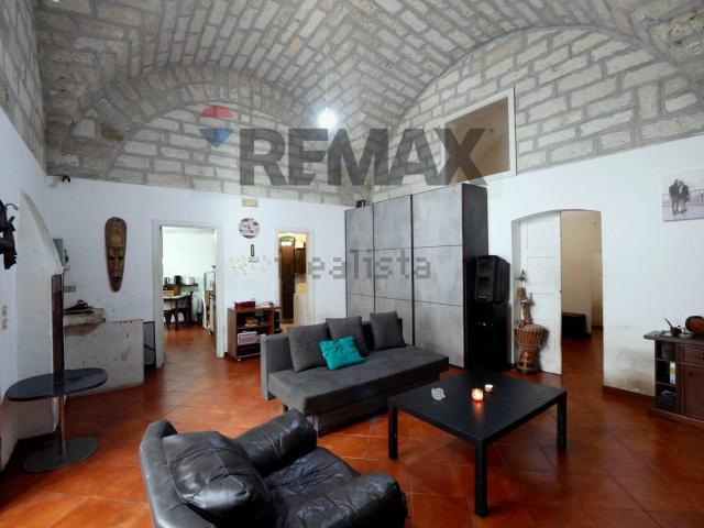 Casa in vendita a Puglia, Bari