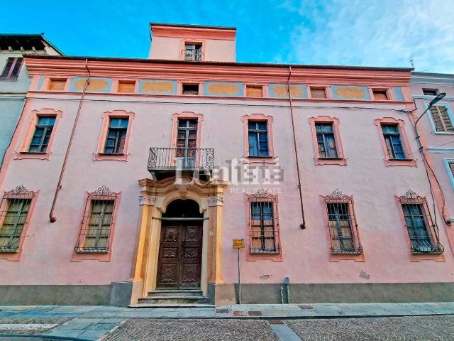 Casa in vendita a Piemonte, Vercelli