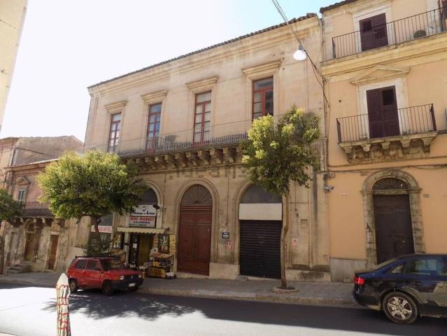Casa in vendita a Ragusa Ibla, Ragusa