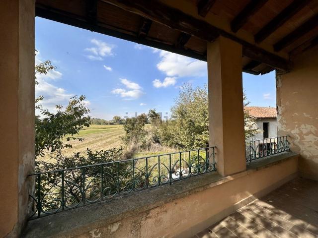 Casa in vendita a Castel San Giovanni, Reggio Emilia