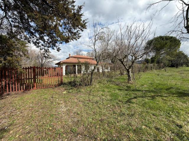 Casa in vendita a Poggio Moiano, Lazio