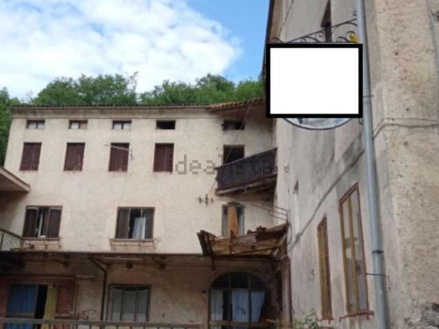Casa in vendita a Santorso, Veneto