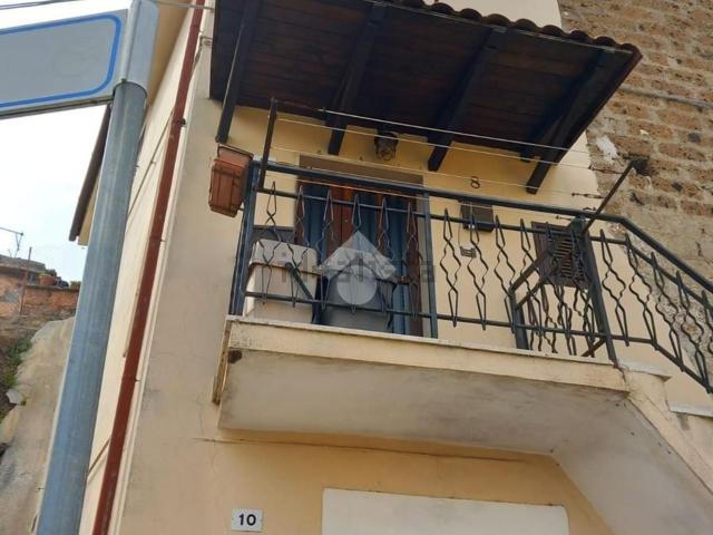 Casa in vendita a Bassano In Teverina, Lazio