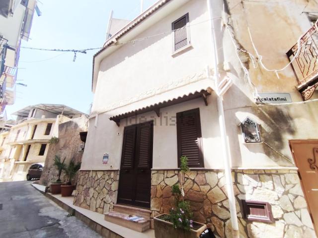 Casa in vendita a Giardinello, Sicilia