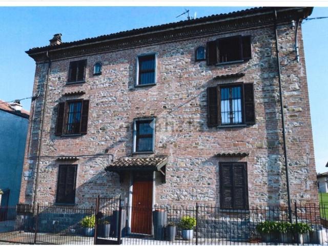 Casa in vendita a Piemonte, Alessandria