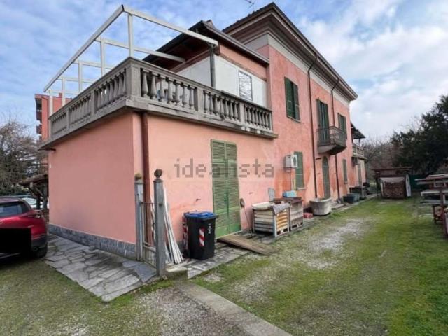 Casa in vendita a Piacenza, Reggio Emilia
