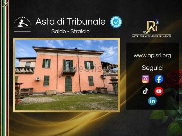 Casa in vendita a Piacenza, Reggio Emilia