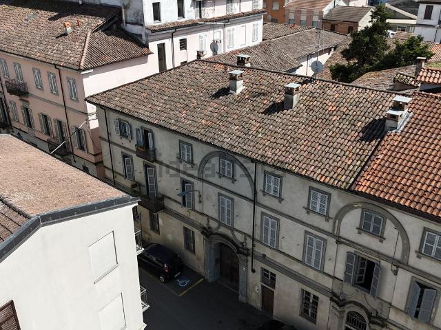 Casa in vendita a Piemonte, Vercelli