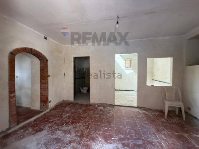 Casa in vendita a Villaggio del Pino, Belpasso