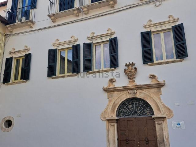 Casa in vendita a Ofena, Abruzzo