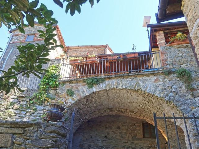 Casa in vendita a Unione di comuni Montana Lunigiana, Comano