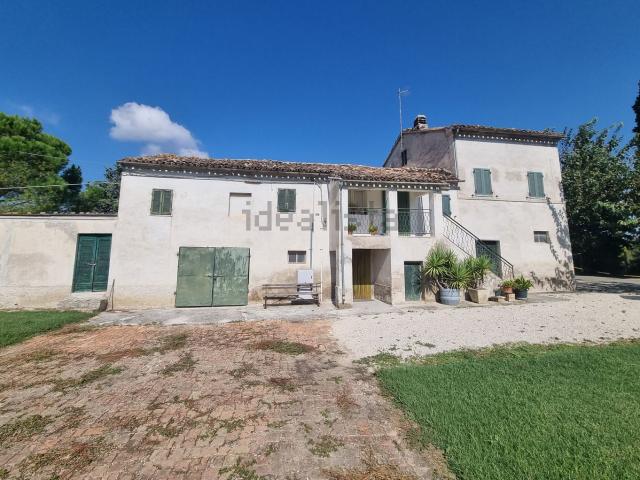 Casa in vendita a Marche, Macerata