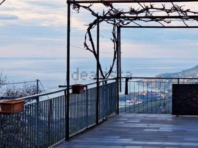 Casa in vendita a Cetraro Paese, Calabria
