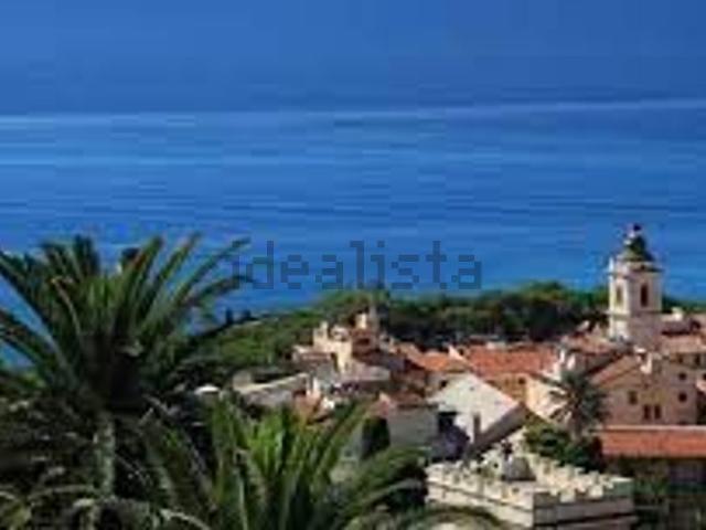 Casa in vendita a Vallecrosia, Liguria