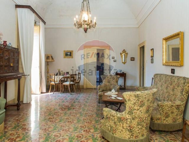 Casa in vendita a Lentini, Sicilia