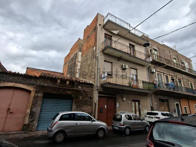 Casa in vendita a Paternò, Sicilia