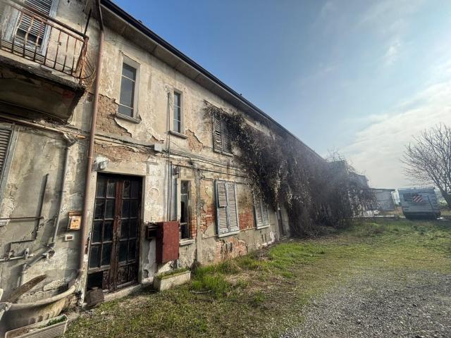 Casa in vendita a Pinarolo Po, Lombardia