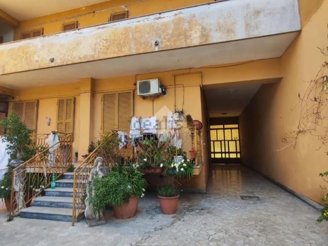 Casa in vendita a Afragola, Campania