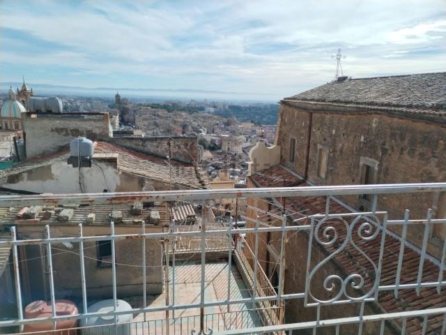 Casa in vendita a Canalotto, Caltagirone