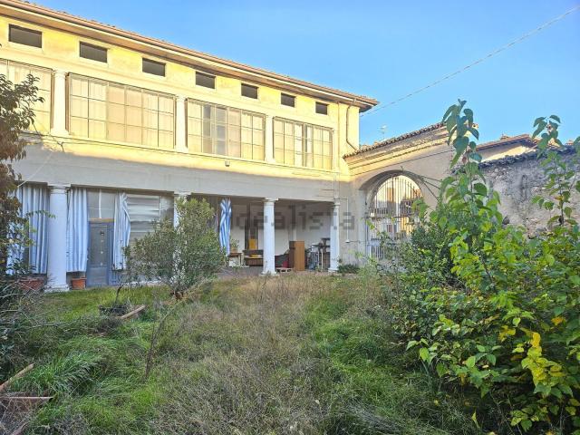 Casa in vendita a Lonato, Brescia