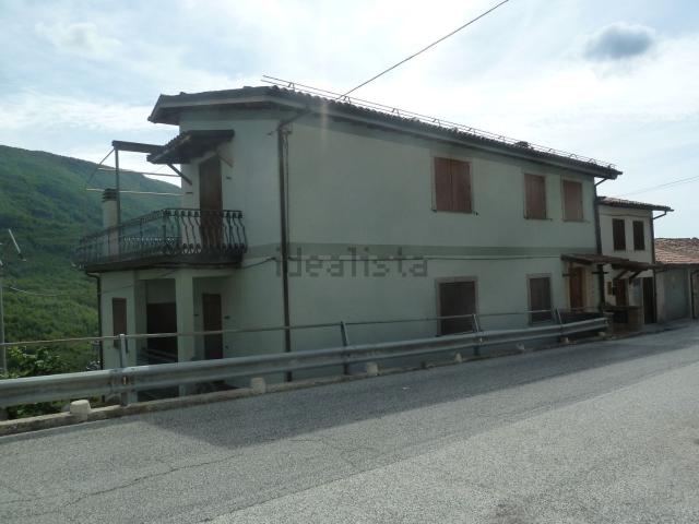 Casa in vendita a Colli di Monte Bove, Carsoli