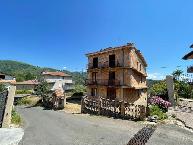 Casa in vendita a Calabria, Vibo Valentia