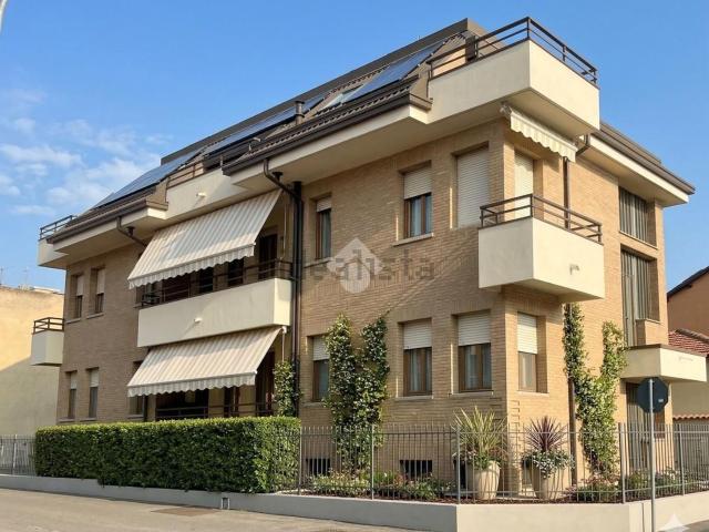 Casa in vendita a Santa Valeria, Seregno