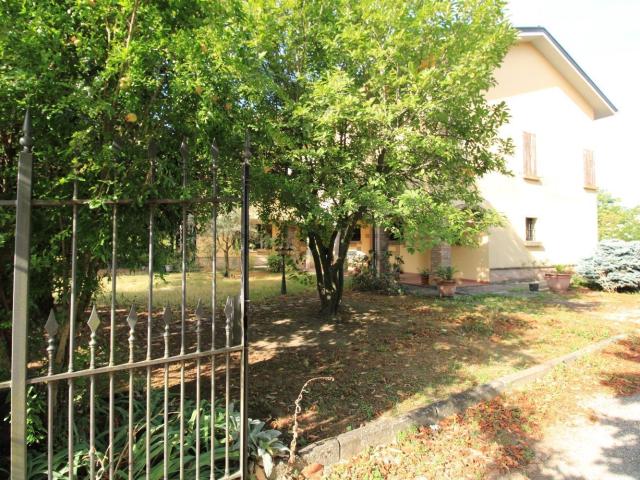 Casa in vendita a Mancasale, Re