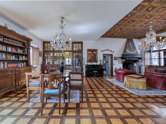 Casa in vendita a Assisi, Umbria