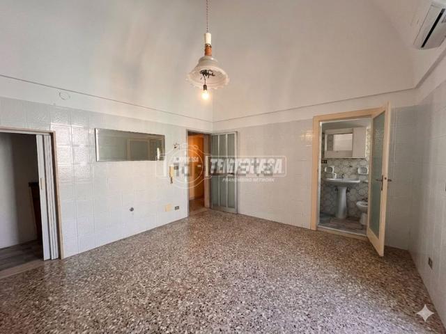 Casa in vendita a Puglia, Bari