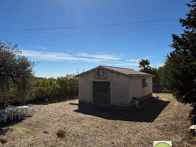 Casa in vendita a Avola, Siracusa