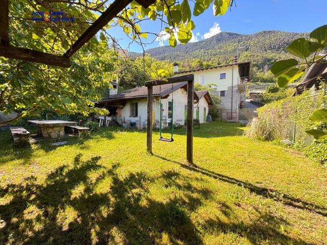Casa in vendita a Jovencan, Aosta