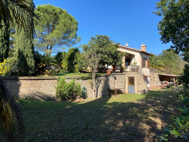 Casa in vendita a Unione di Comuni Montani Colline del Fiora, Pitigliano