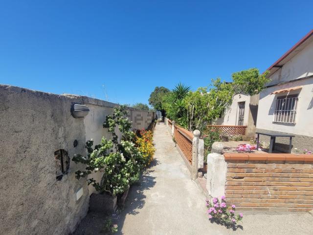Casa in vendita a Bocale, Calabria