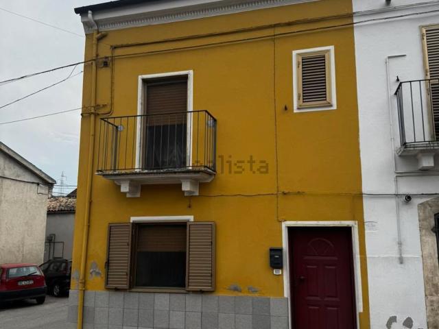 Casa in vendita a Sulmona, Abruzzo