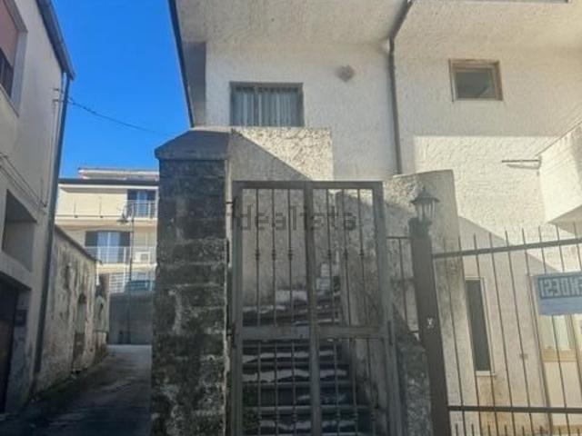 Casa in vendita a Limatola, Campania