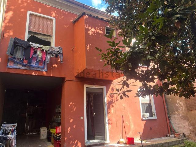 Casa in vendita a Stradella, Lombardia