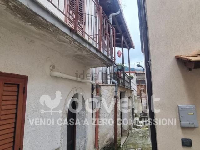 Casa in vendita a Castelvetere Sul Calore, Campania