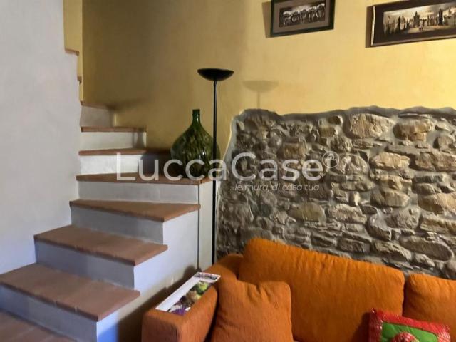 Casa in vendita a Colle di Compito, Capannori