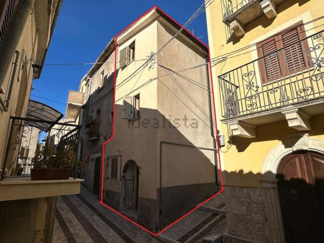 Casa in vendita a Caramanico Terme, Abruzzo