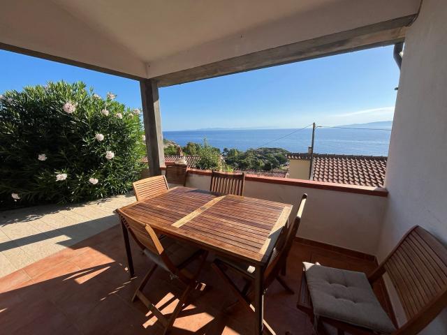 Casa in vendita a Isola del Giglio, Giglio Castello