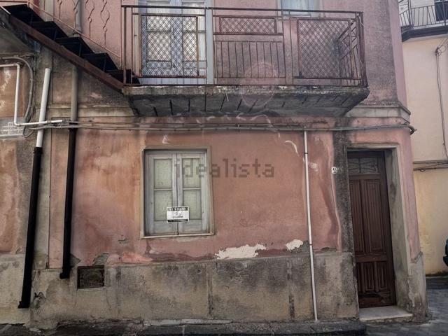 Casa in vendita a Tripi-Abakainon, Messina