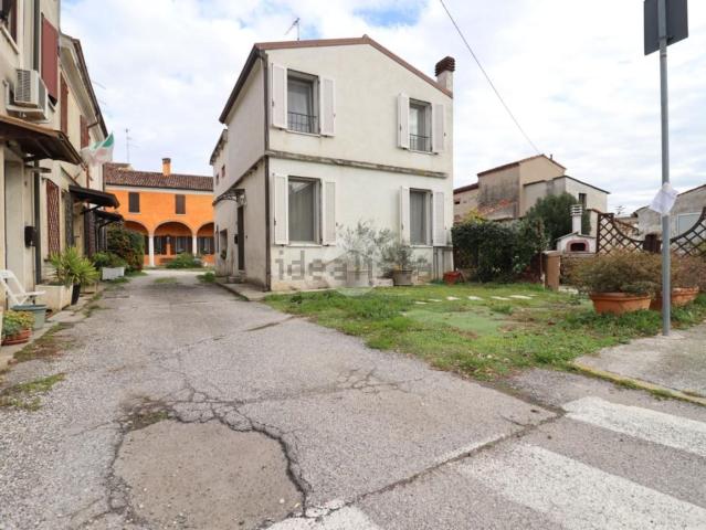 Casa in vendita a San Giorgio Bigarello, Mottella