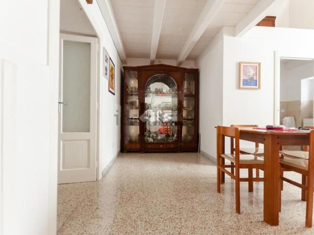 Casa in vendita a Puglia, Bari