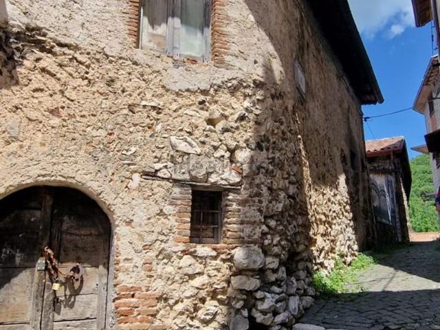 Casa in vendita a Pereto, Abruzzo