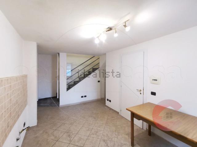Casa in vendita a Mesero, Lombardia