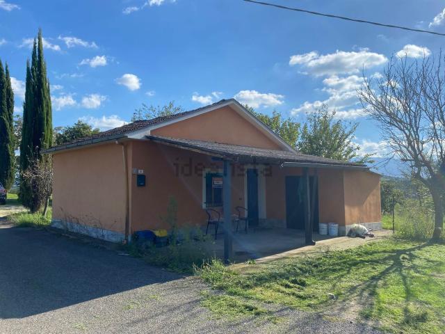 Casa in vendita a Strangolagalli, Lazio