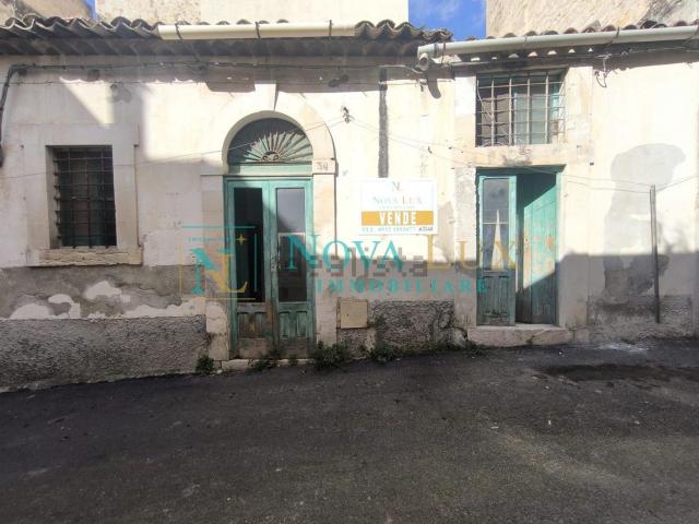 Casa in vendita a Balata, Scicli